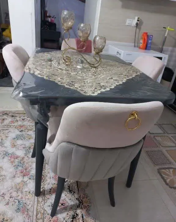 ☑️میز نهارخوری ۴نفره 
