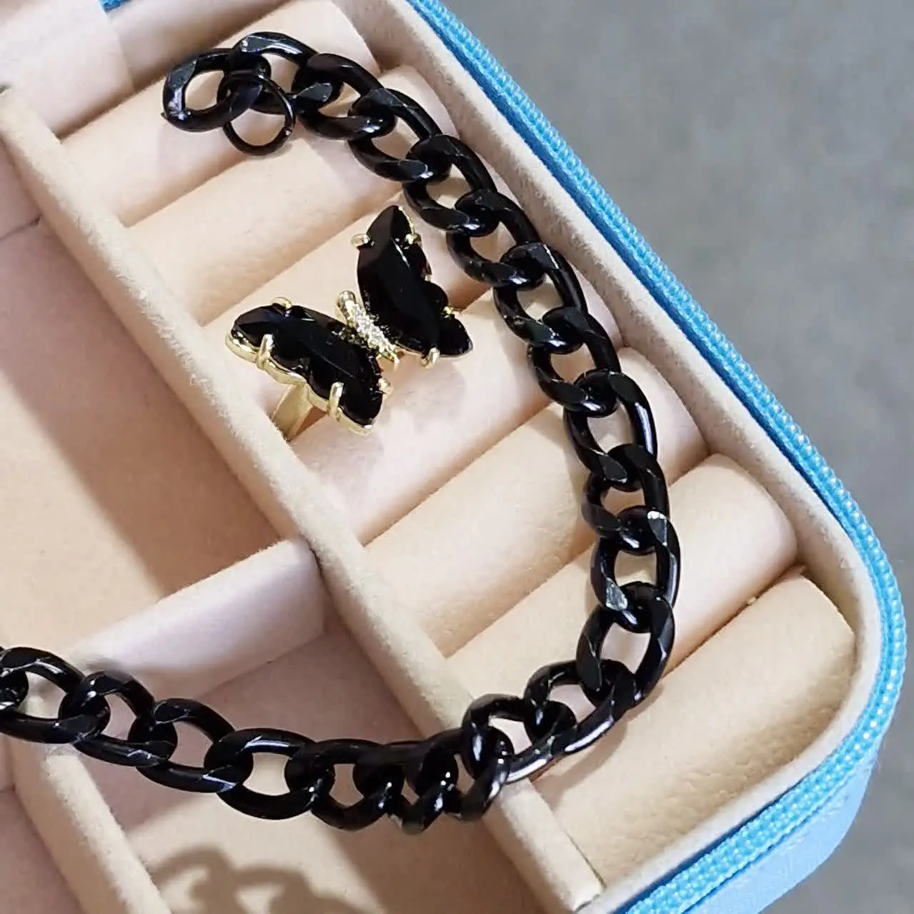 ست مشکی براتون آوردم😍🖤
