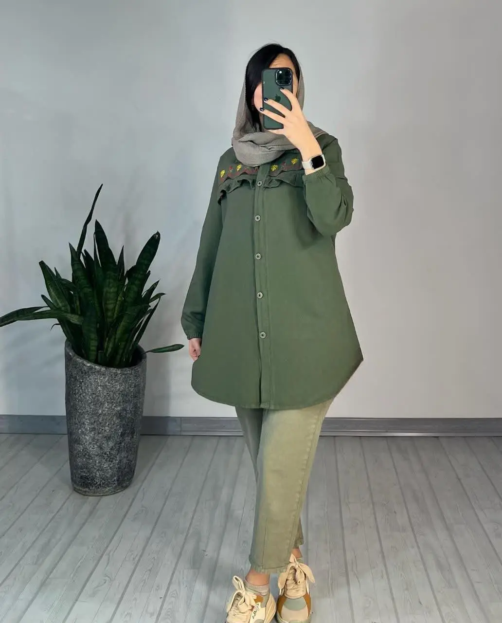 🖋نام: مانتو رونیا
