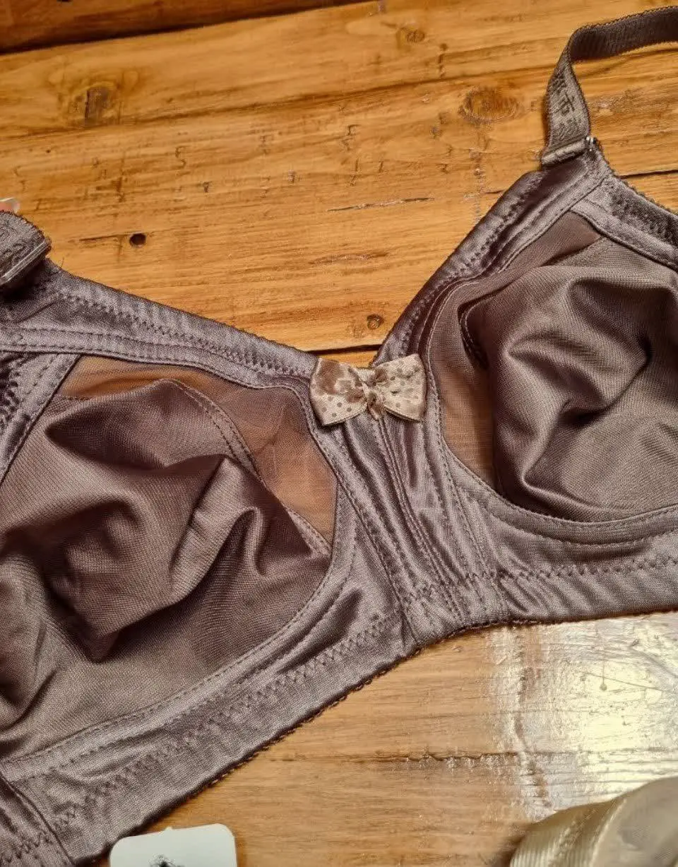 #سوتین_پرلون_پرسی_شیشه_ای_پروانه
