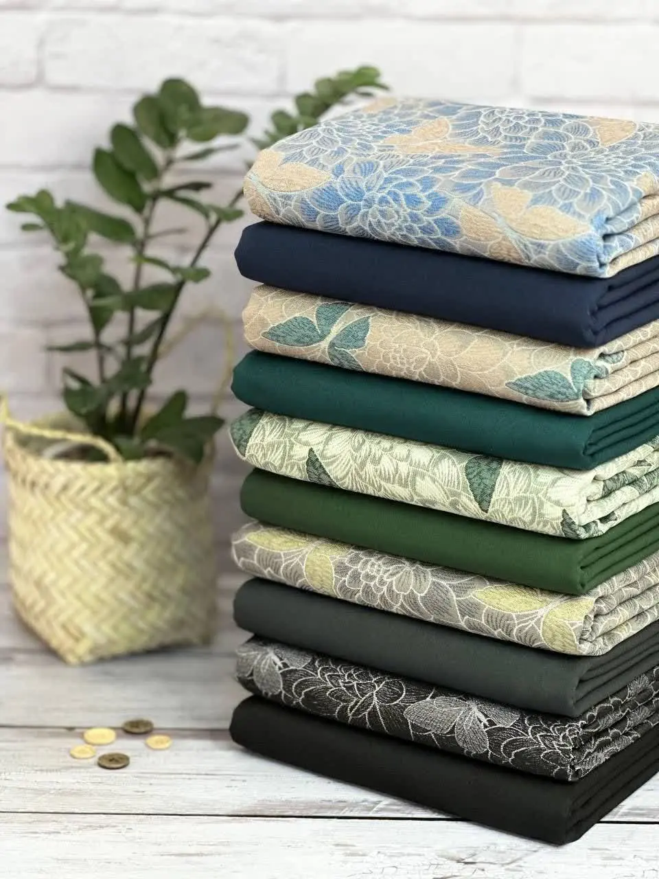 جنس: ژاکارد طرحدار پروانه 
