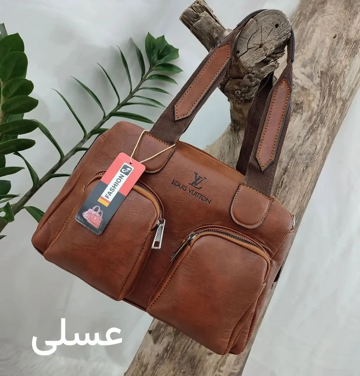 👛کیف اسپرت جادار مدل صندوقی دو جیب😍
