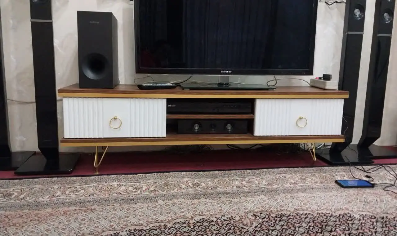 میز تلویزیون جنس خوب 
