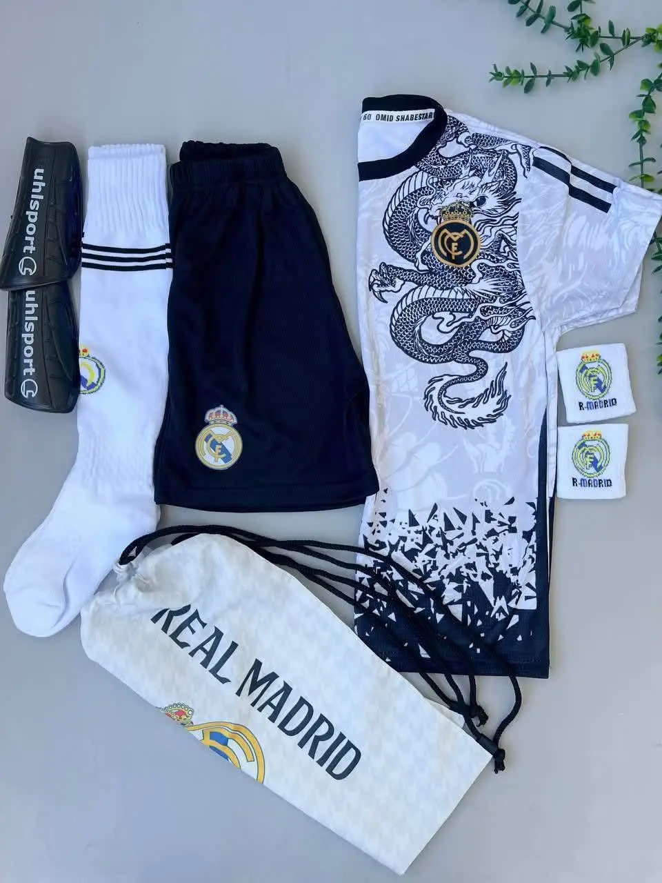 هنوزم عیدی پول میدی به پسر بچه‌ها؟؟ 
