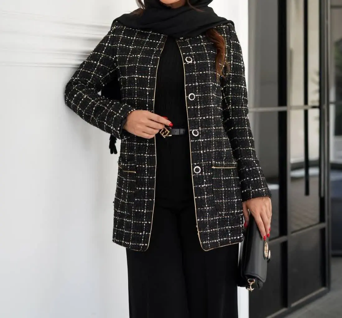 پارچه شنل شاین دارترک درجه یک،،، تمام کار استرو لایی، جیب‌ها واقعی هست ,,🤌🏻🤌🏻🤌🏻
