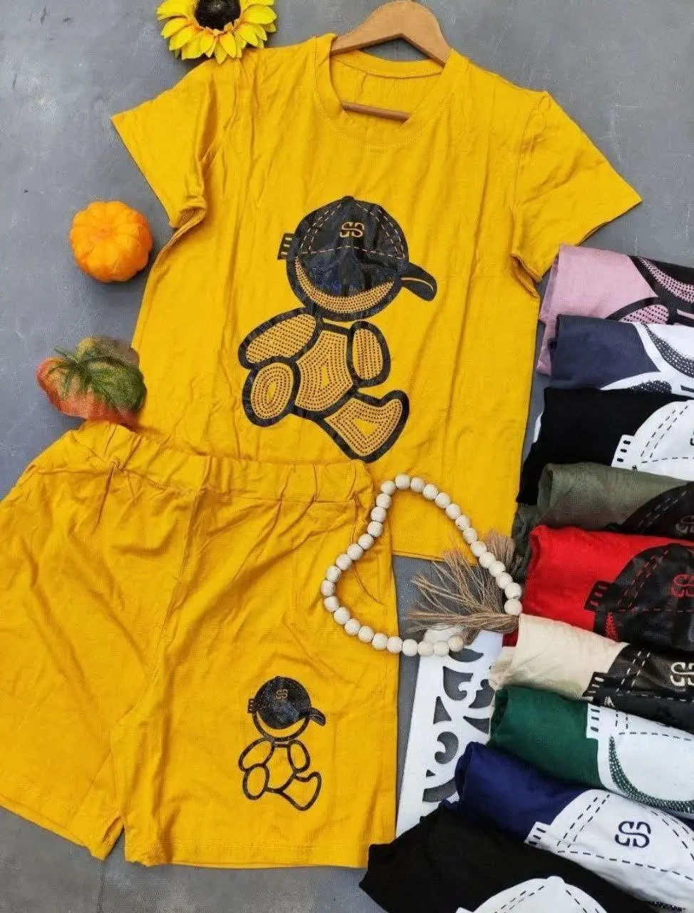 نام: تیشرت شورتک خرس کلاه دار نگینی 
