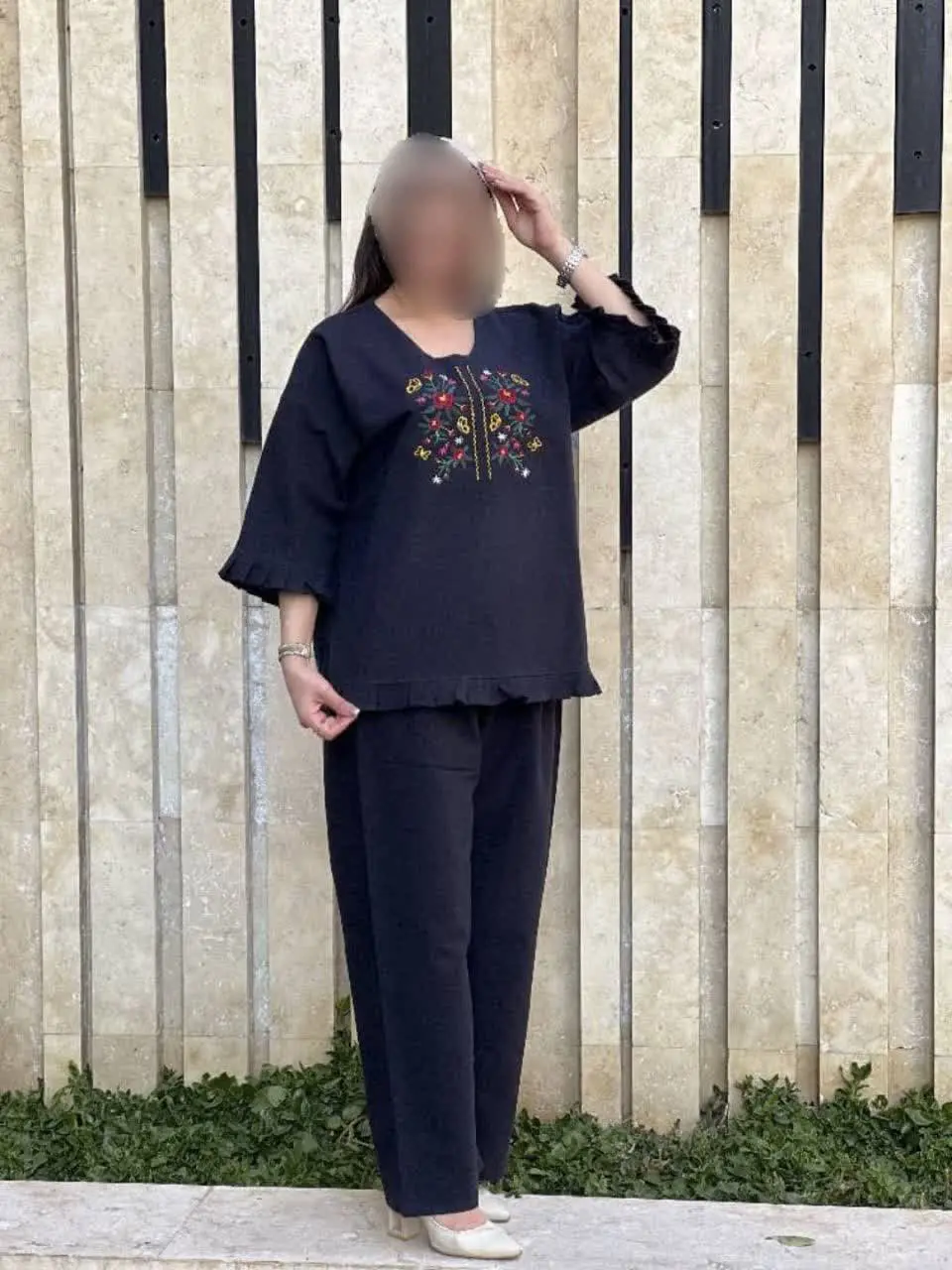 نام: ست مانتو شلوار لنین گلدوزی ۱۵۴۶ ۳۰
