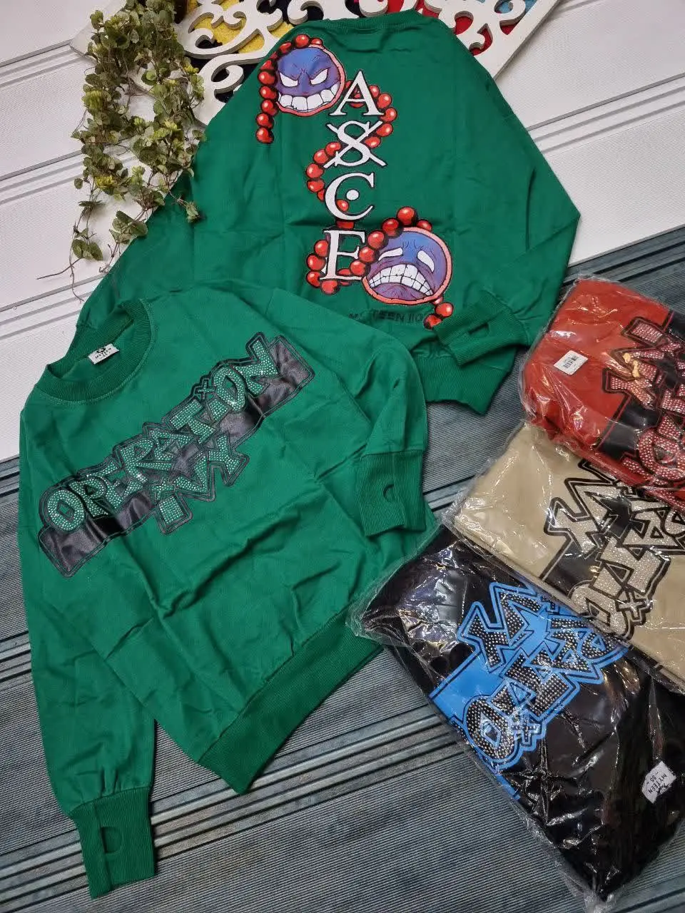 🇮🇷🧥🧶👗👚👔🎽👕👖💎
