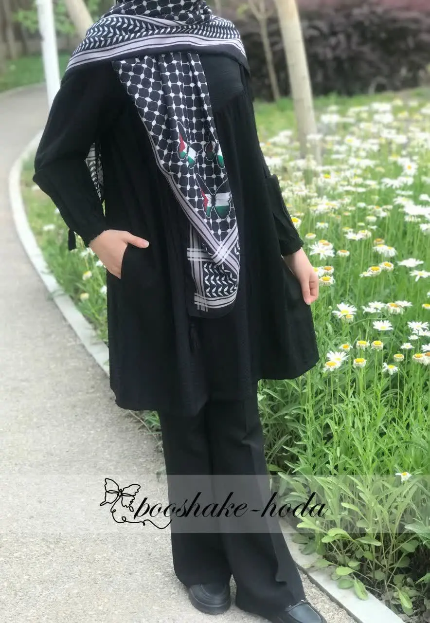 هر دختر خانومی یه مانتو مشک...