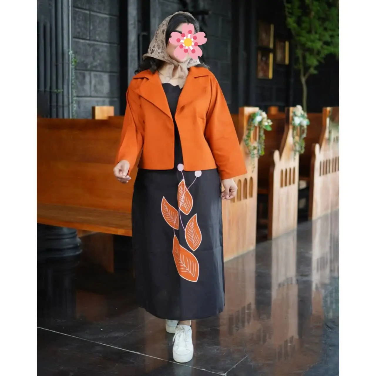 نام: ست دوتیکه کت سارافون برگ ۱۵۸۶
