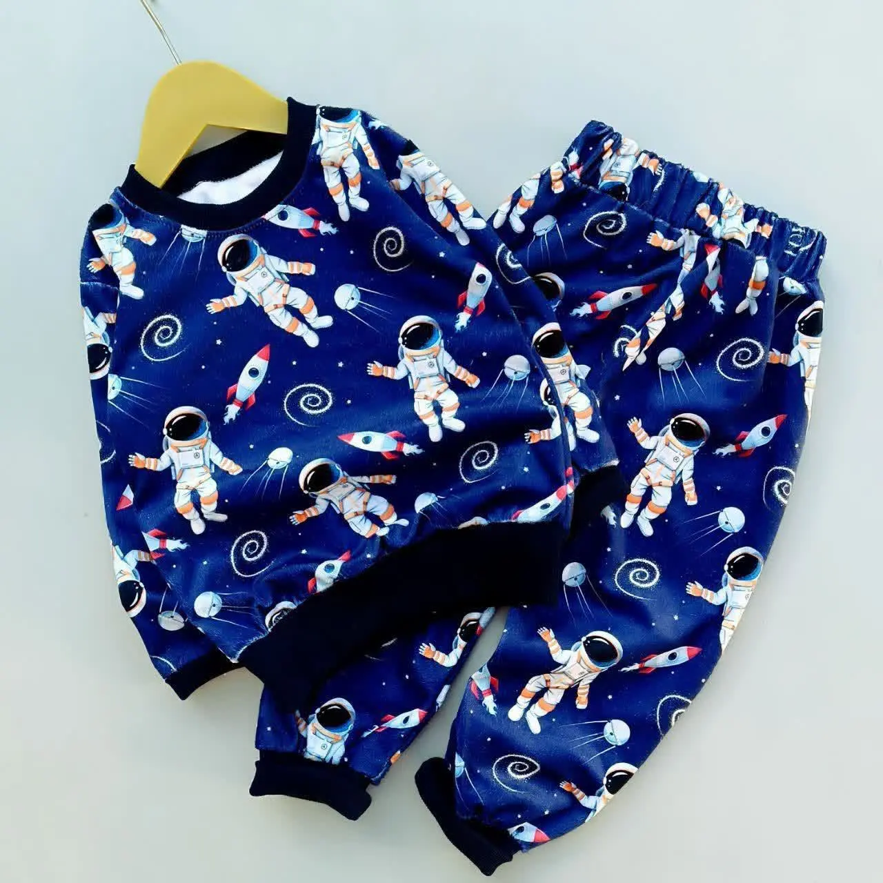 🌼ست فضانورد مخملی 
