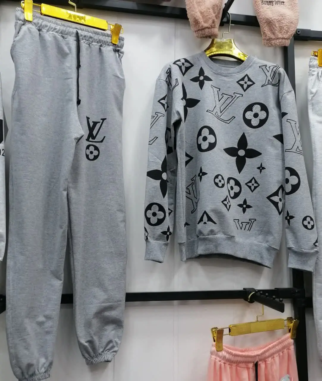 ست بلوز شلوار ال وی 
