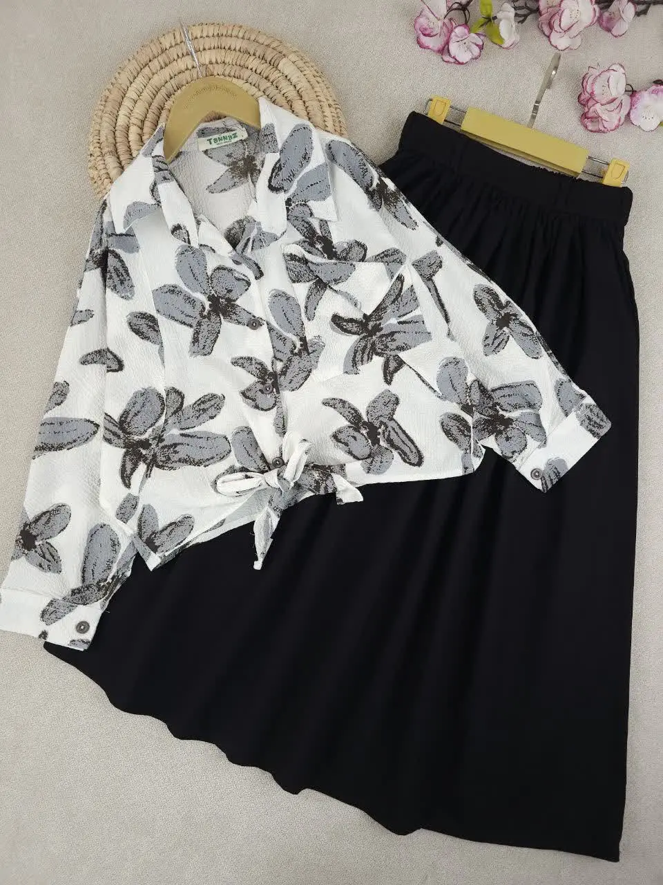 شومیز و دامن دخترانه پروا