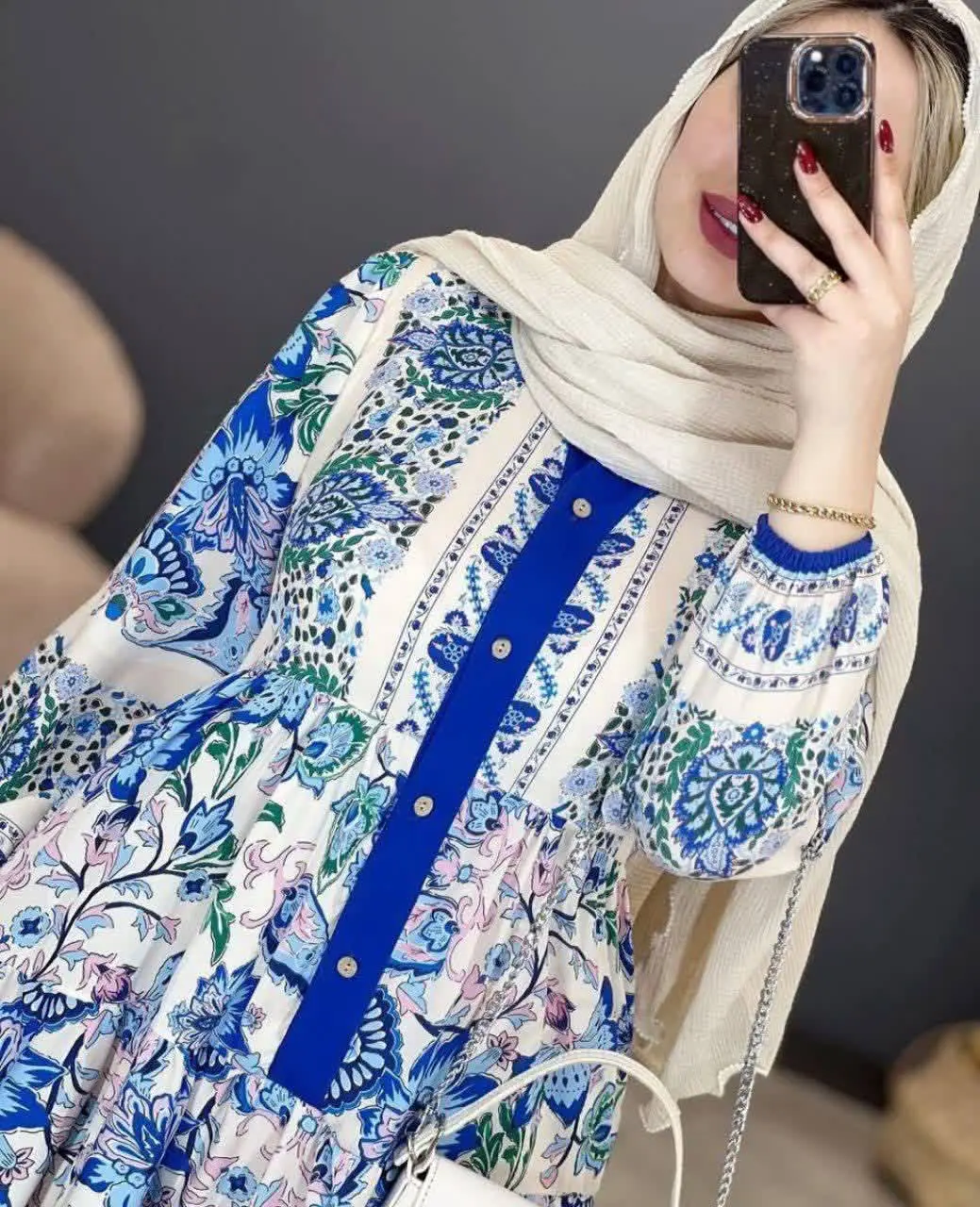 👚 نام: ساحلی گلبهار
