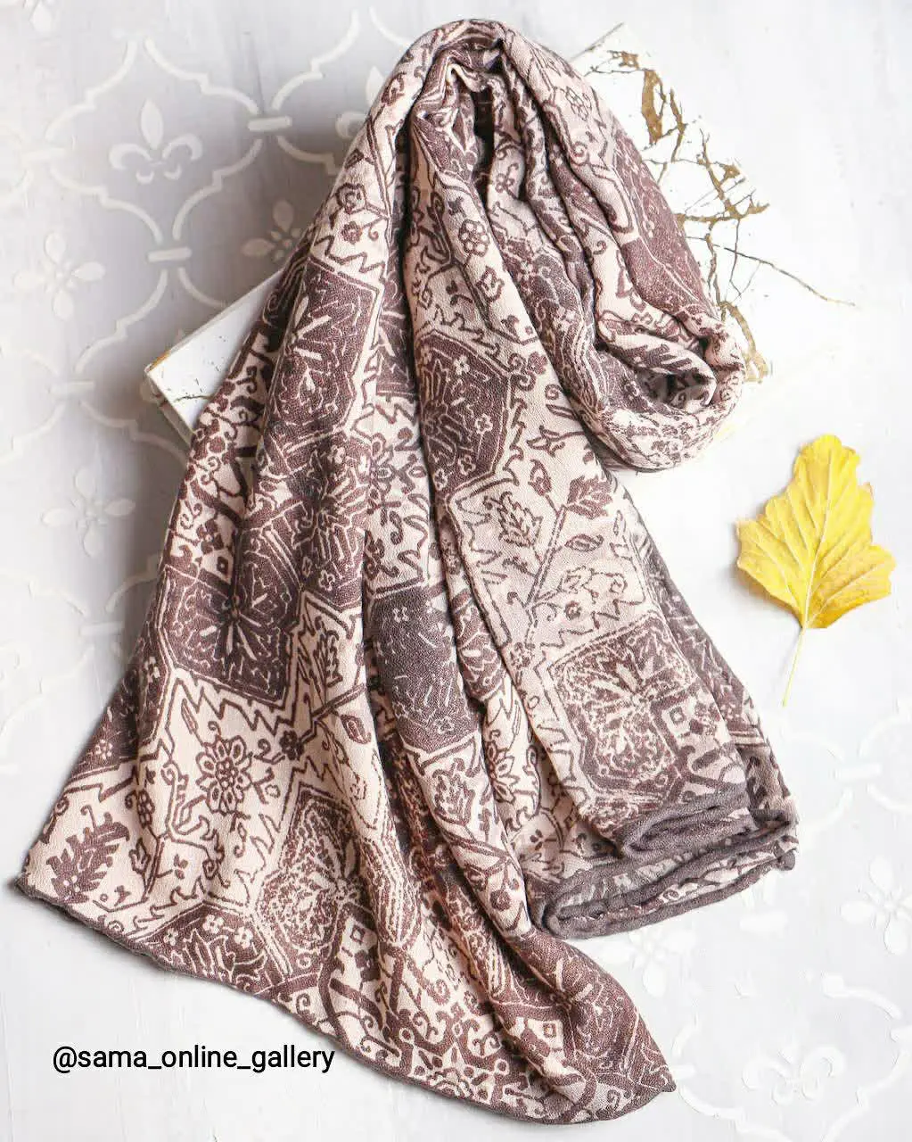 🥰 با یک لباس قهوه‌ای سوخته خیلی ست شیک و زیبایی میشه …
