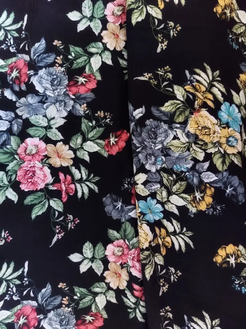 ❌قد رویی بلندتر از مدل ژورنال شده و ضخیم تره بدن نما نیست 
