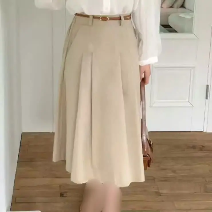 🌷نام: دامن کلوش 
