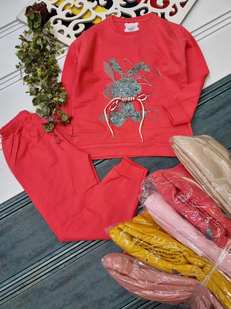 🇮🇷🧥🧶👗👚👔🎽👕👖💎
