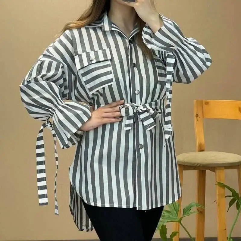 👚 نام: مانتو راه راه
