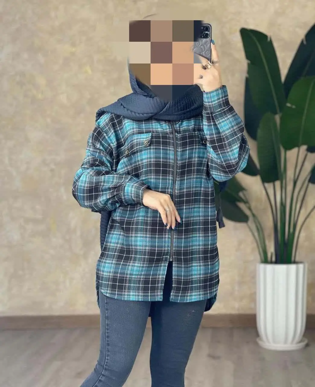 نام: مانتو چهارخونه جلو زیپ 
