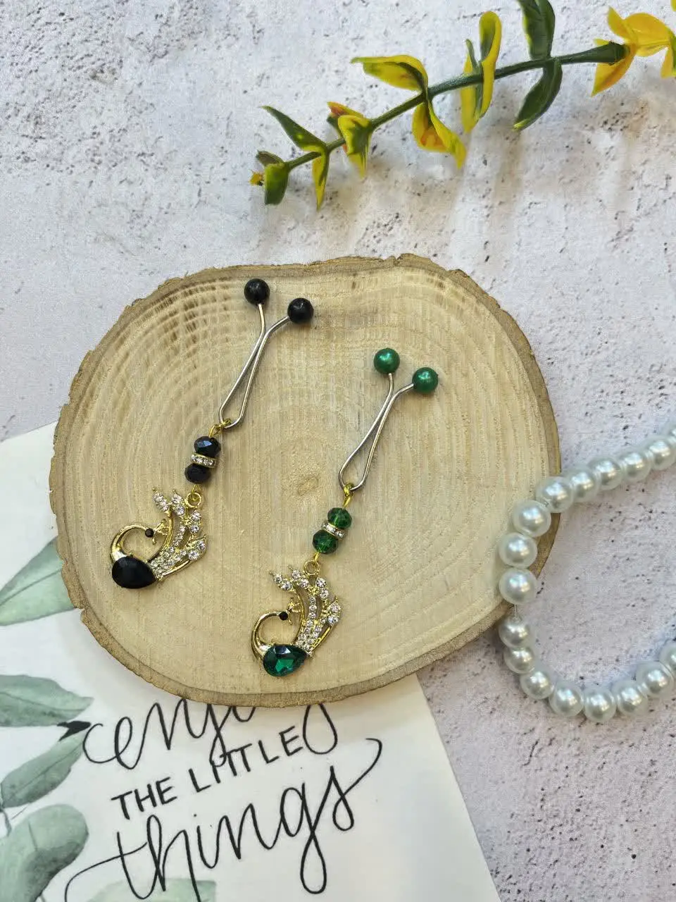 گیره روسری آویزدار طاووس