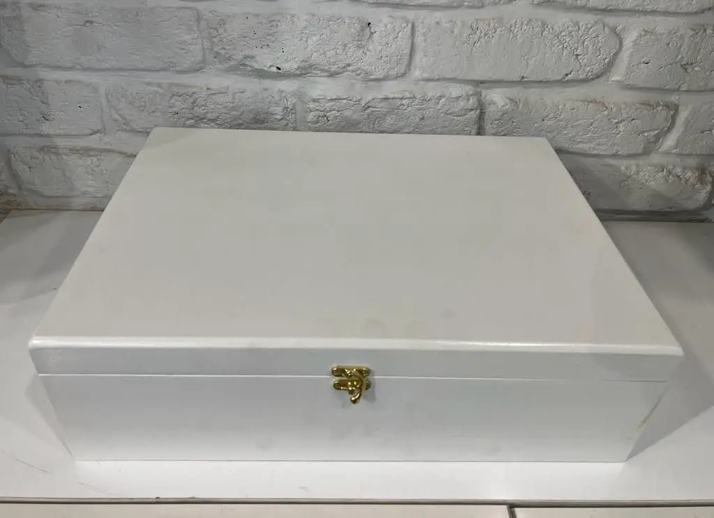 #چمدان چوبی قاشق چنگال 
