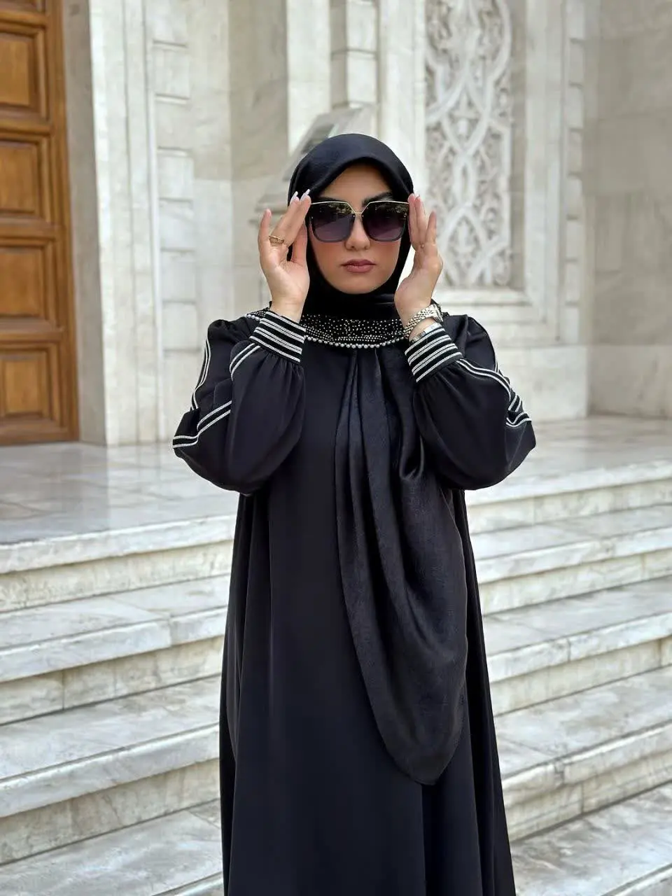 هم موجوده که با این پیراهن