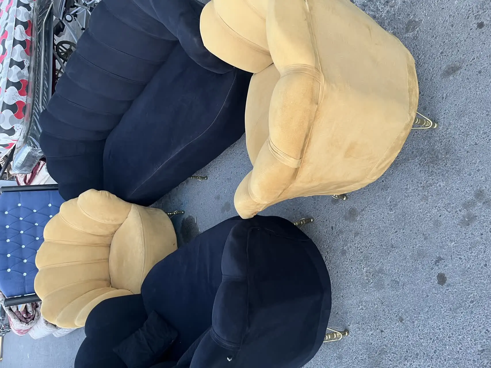 مبل راحتی ۷نفره تمیز سالم