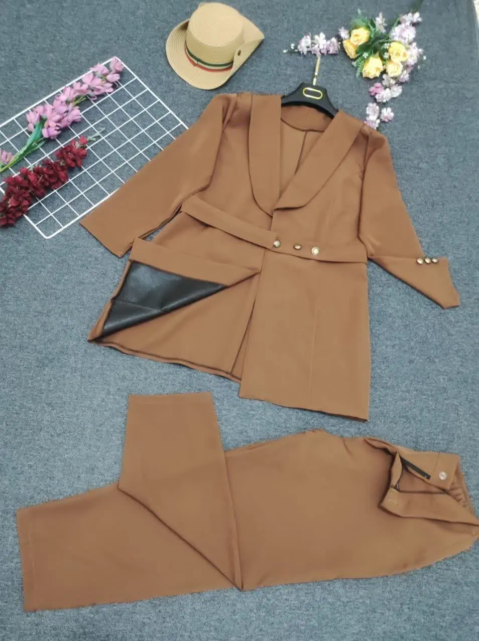 🌹نام: کت و شلوار طناز💥💫
