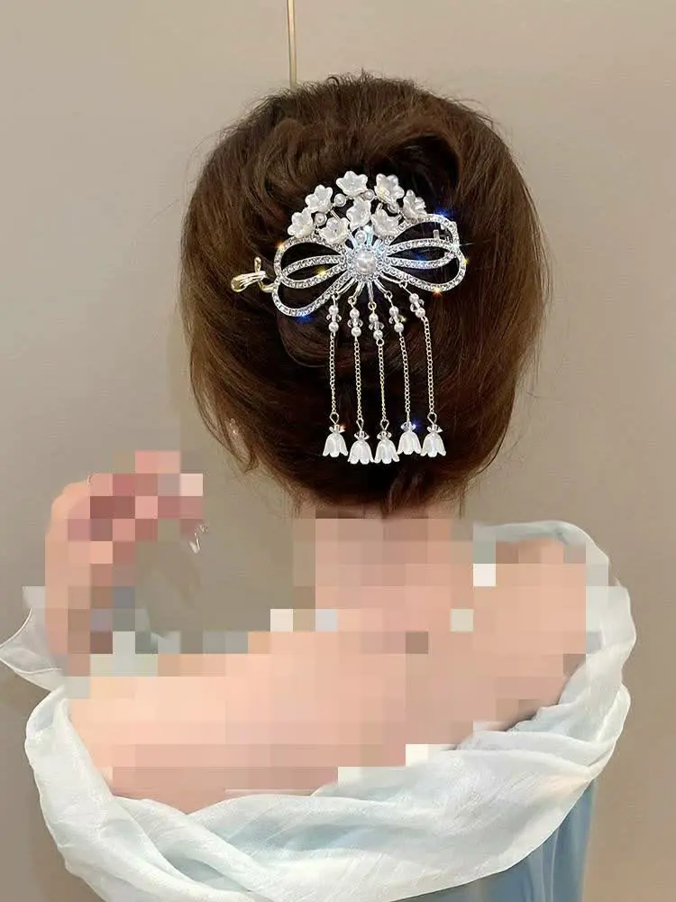 ✨مدل پاپیون شکوفه‌ای
