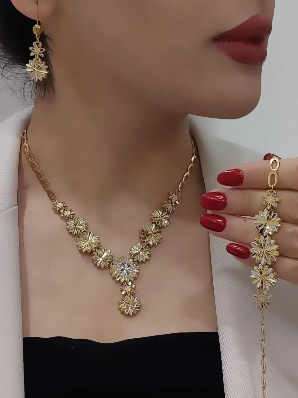 #سرویس طرح طلا دورنگ جدید😍
