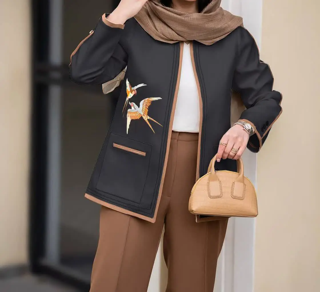 نام: کت شلوار گلدوزی پرستو
