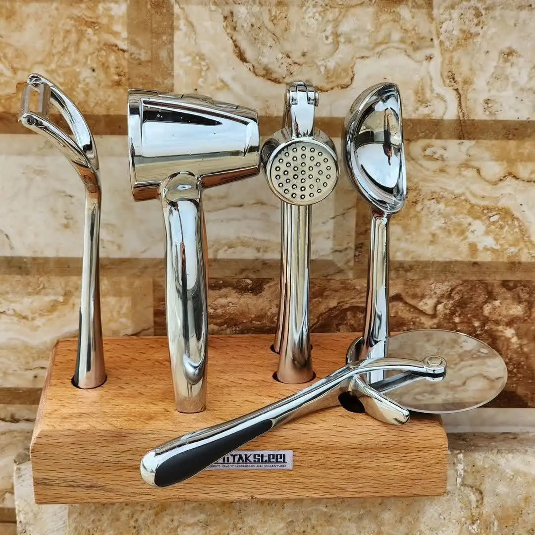 اگه دقت کنی میبینی دو مدل داره✌🏻
