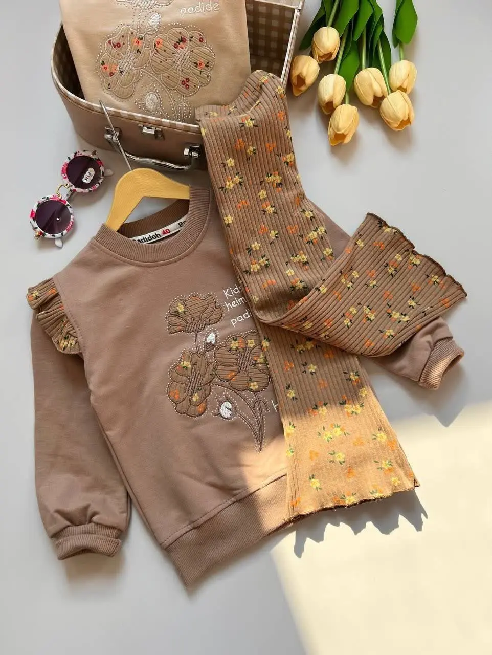 بلوز شلوار نگینی گلدار😍🌸
