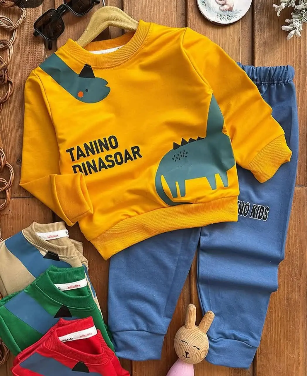 ست پسرانه پاییزی دایناسور