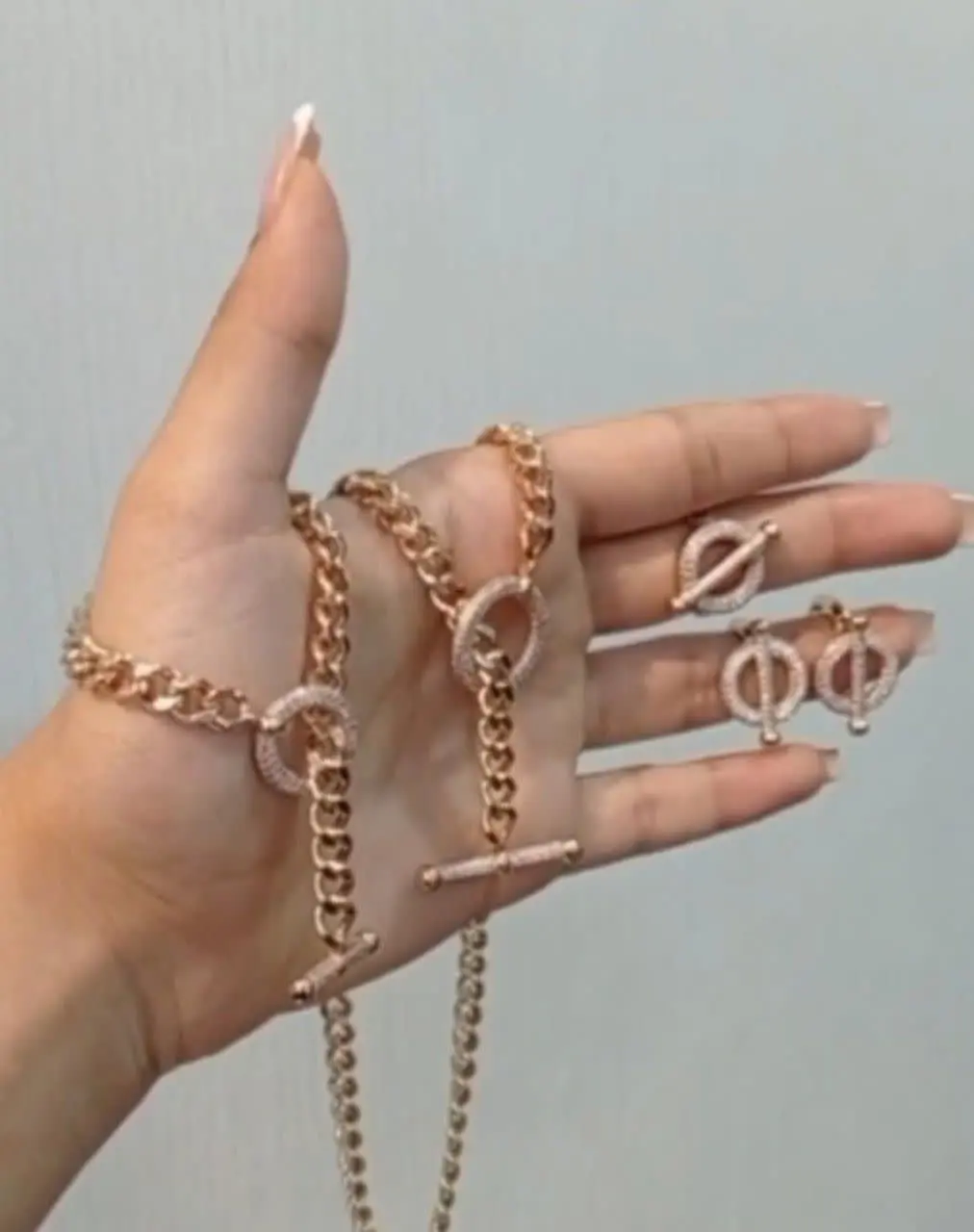 سرویس پرطرفدار هرمس قفل T