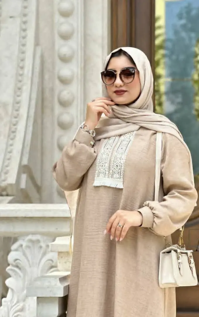 👚 نام: مدل نیلا
