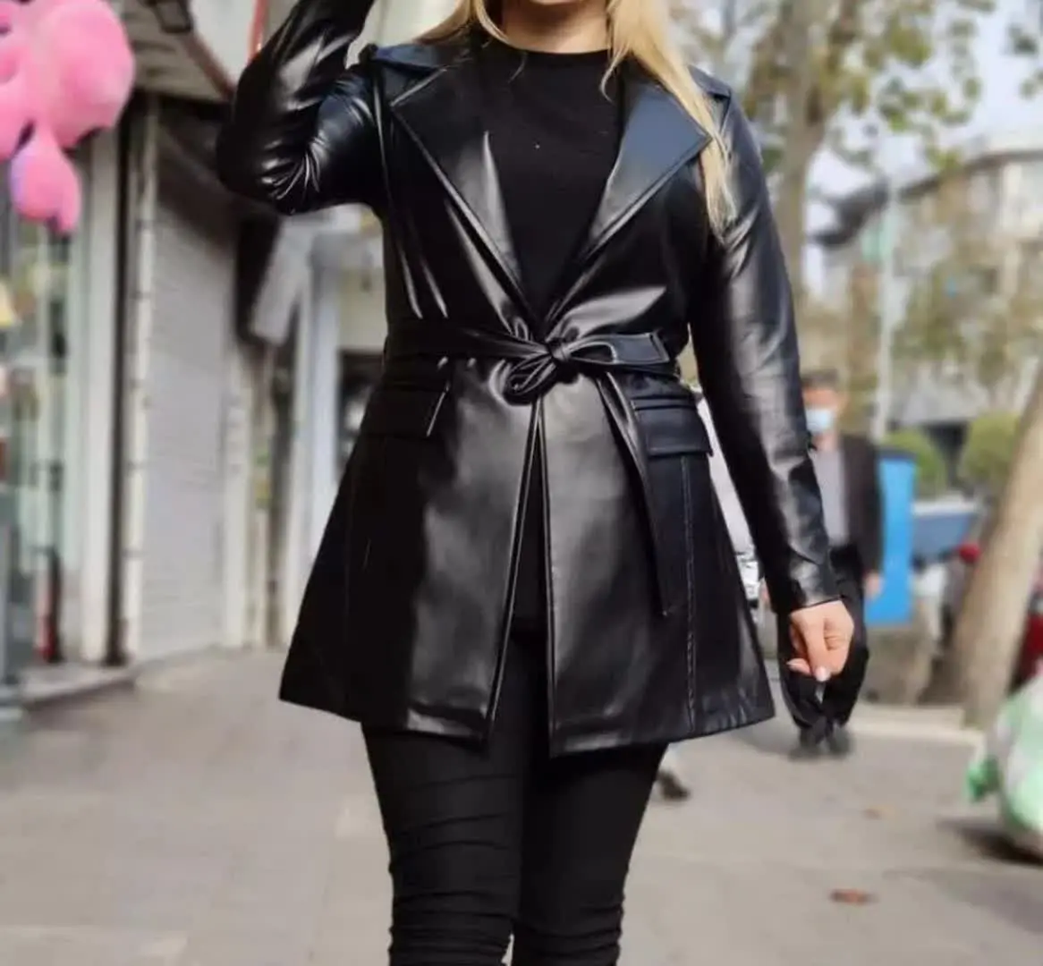 نام: کت چرم صنم