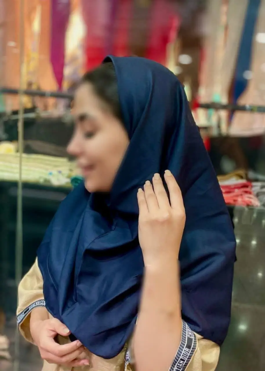 مقنعه نخی بروجرد