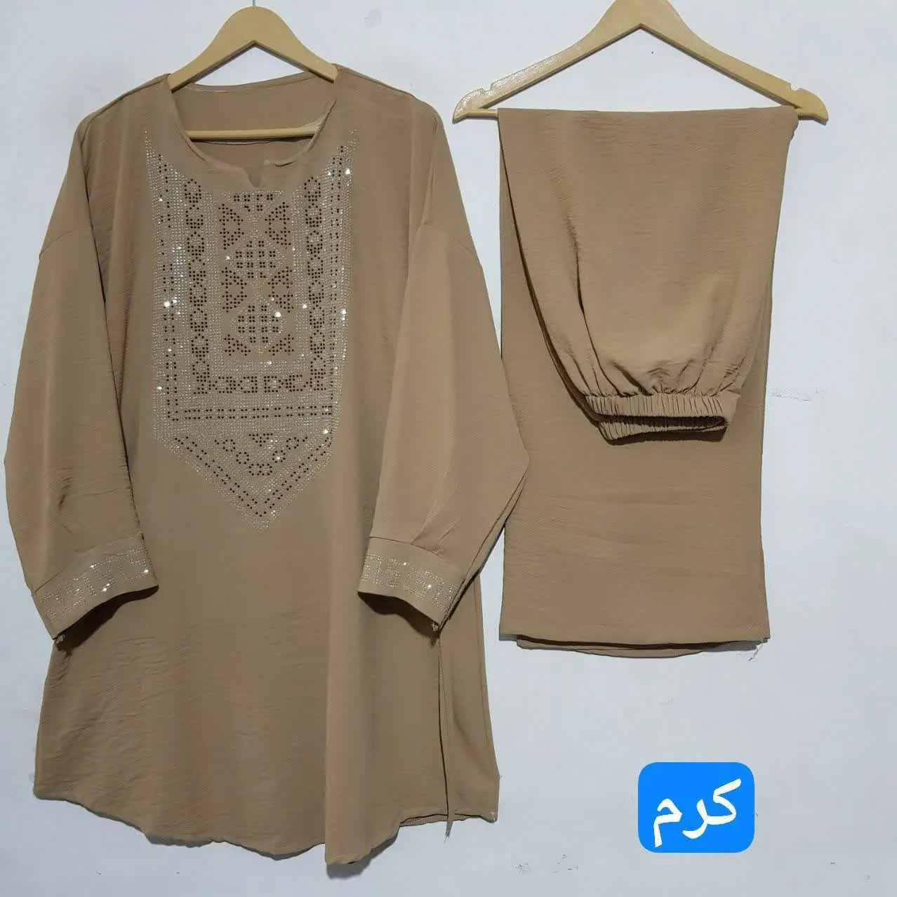 ✅مدل سنتی کتیبه نگین دار
