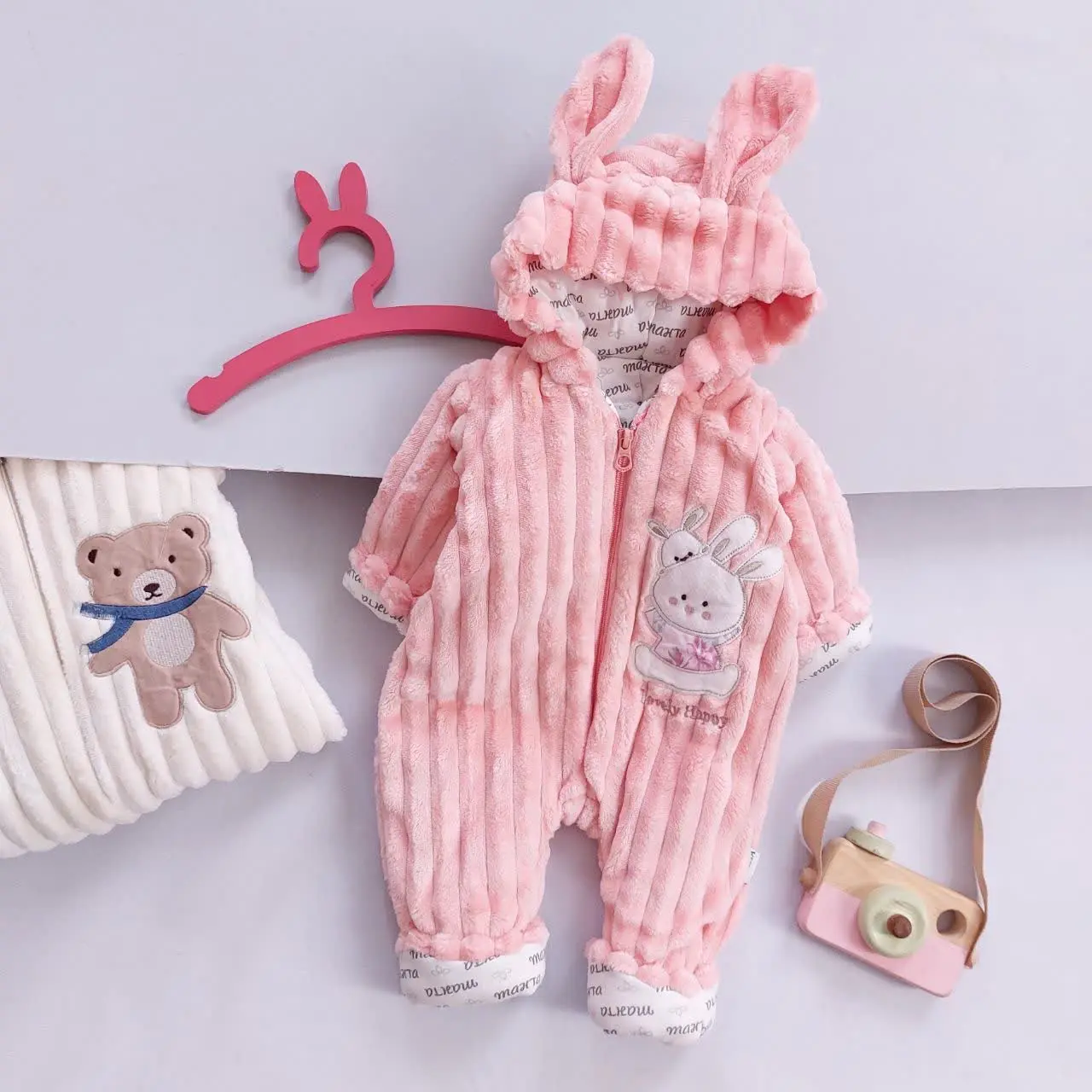 کاپشن سرهمی خز راه راه 😍
