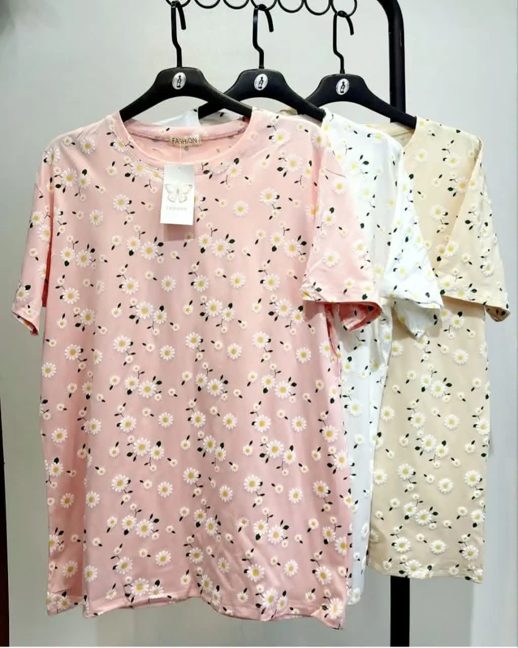 🌼تیشرت وارداتی، سایز بزرگ، گل برجسته
