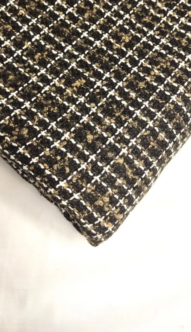 ♦️پارچه بافت پشمی
