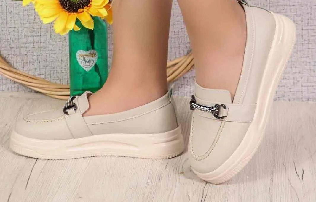 سایز فقط ۳۷ 😘😍
