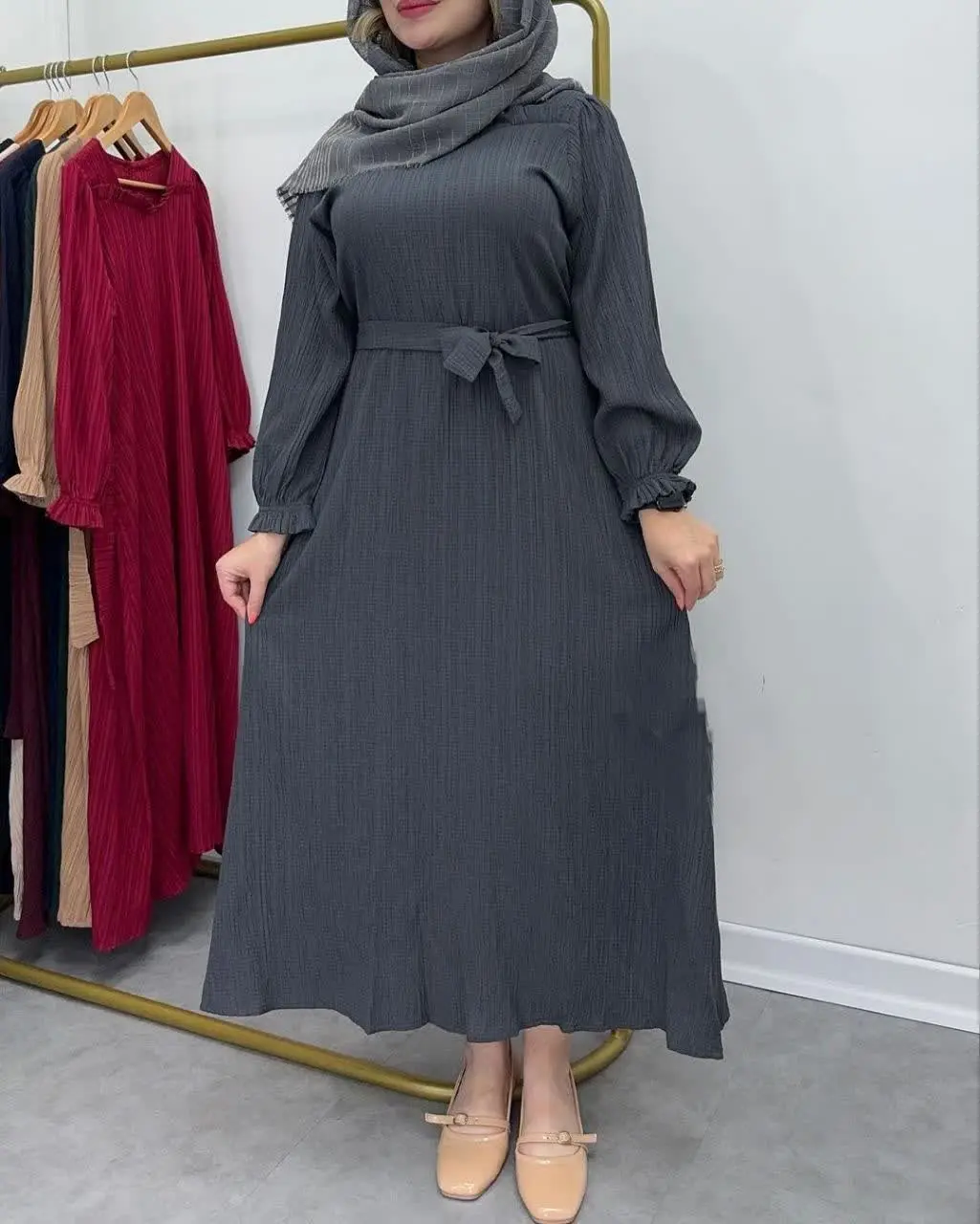 🌻نام: پیراهنی آلیس
