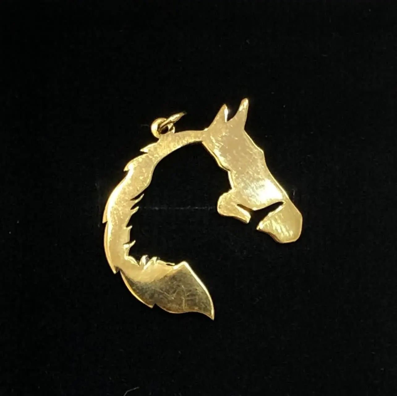 پلاک مینیمال سفارشی مدل اسب🐴
