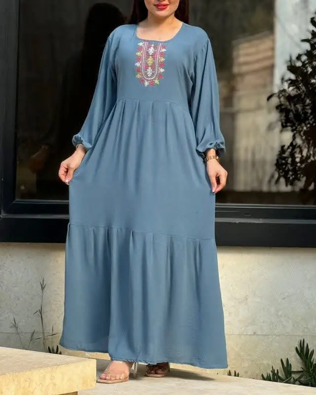 🧵🪡پیراهن برنوتی یقه گلدوزی
