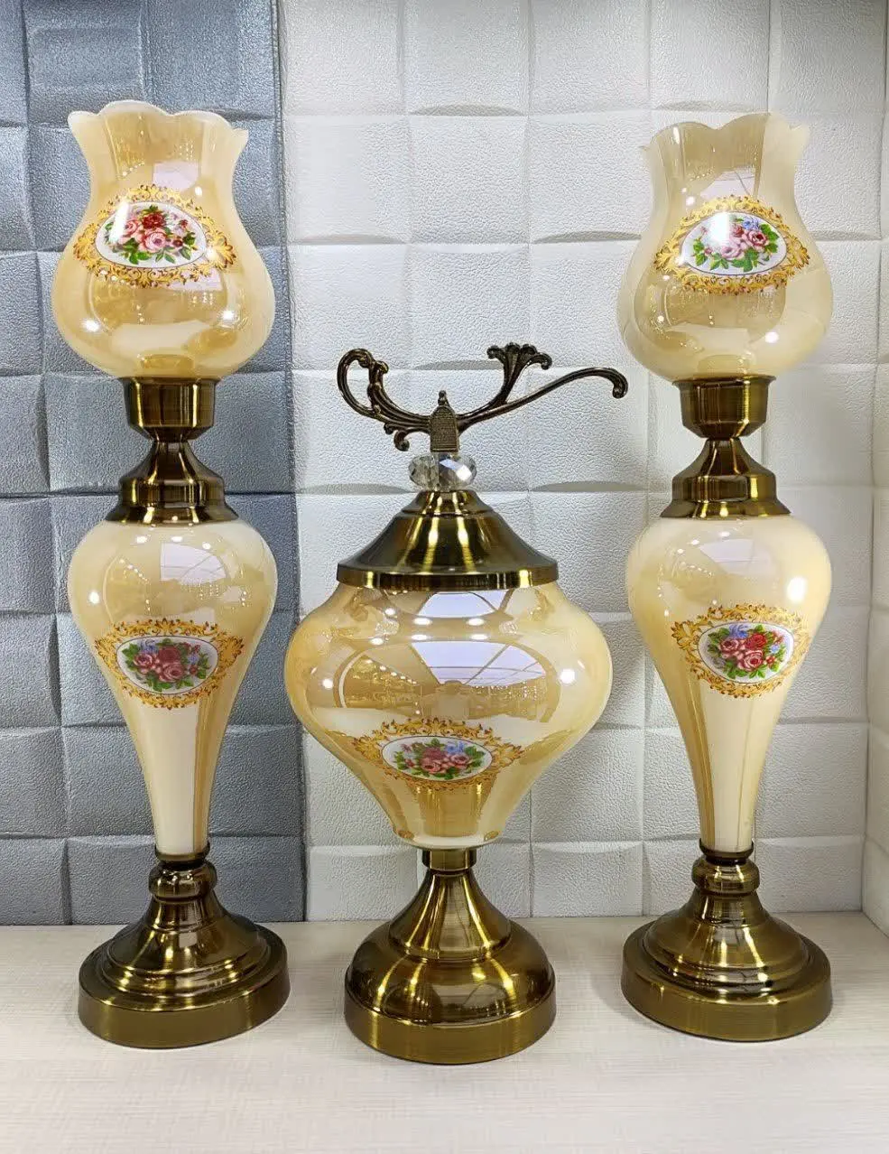 🔘 کد شمعدان: ۹۰۲۰
