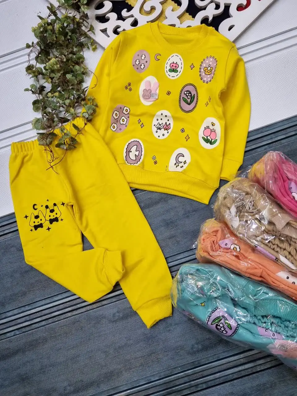 🇮🇷🧥🧶👗👚👔🎽👕👖💎
