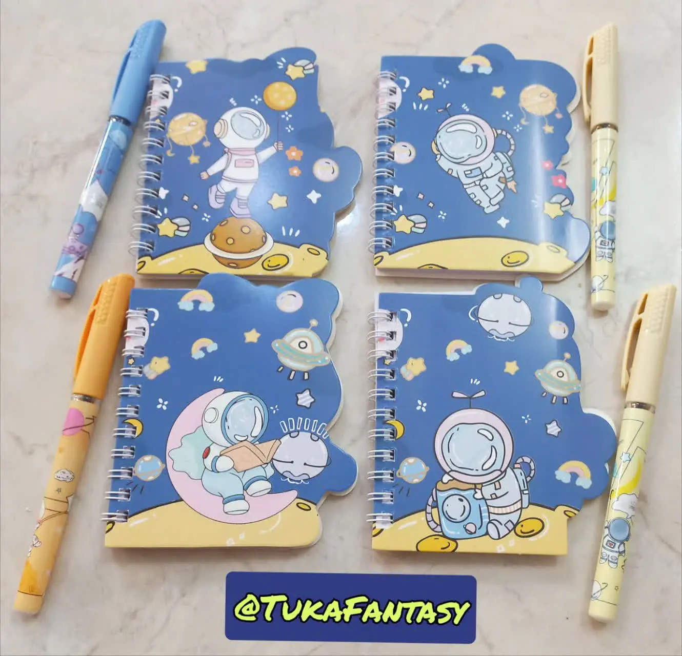 ست دفترچه و خودکار فضانورد
